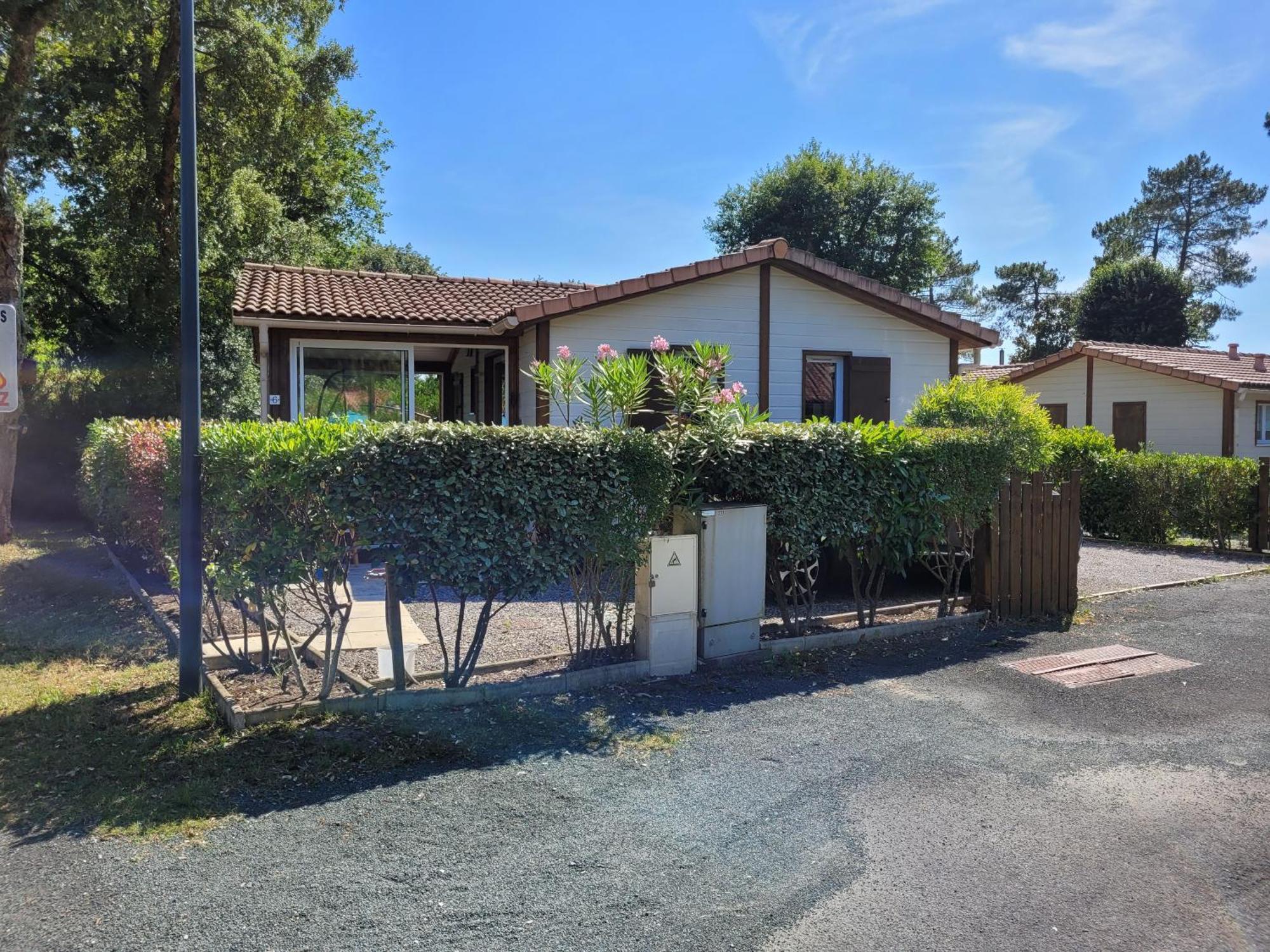 Chalet Familial Entre Lac Et Foret Azur Exterior foto